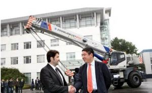 2015���ϰ������ȫ������ԽҰ���ؙC(j��)�Ј�����